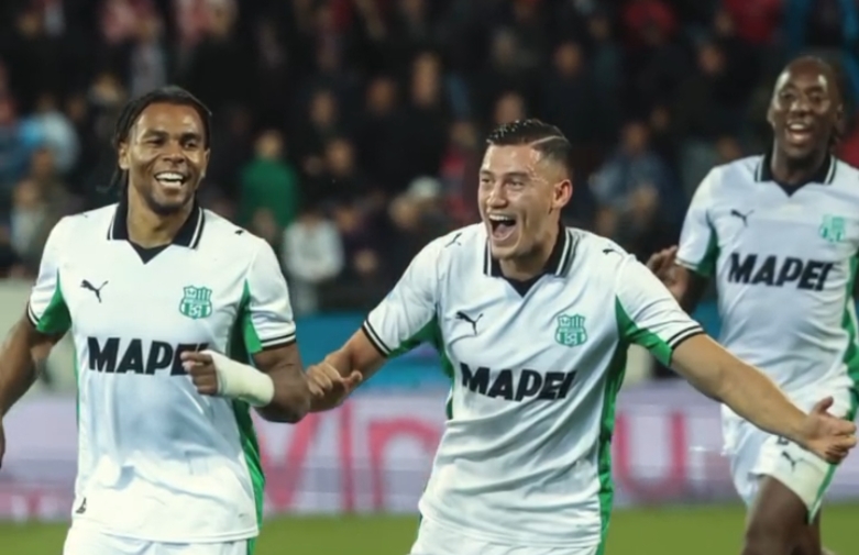 Tim Jay Idzes Sassuolo Menang